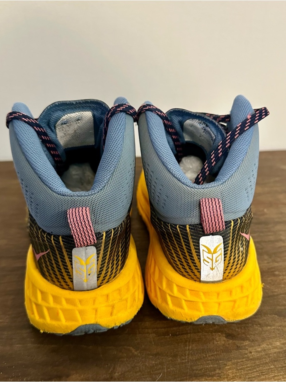 Hoka W Speedgoat Mid 2 GTX Shoes Provincial Blue/Saffron Size 6.5 - Picture 2 of 7
